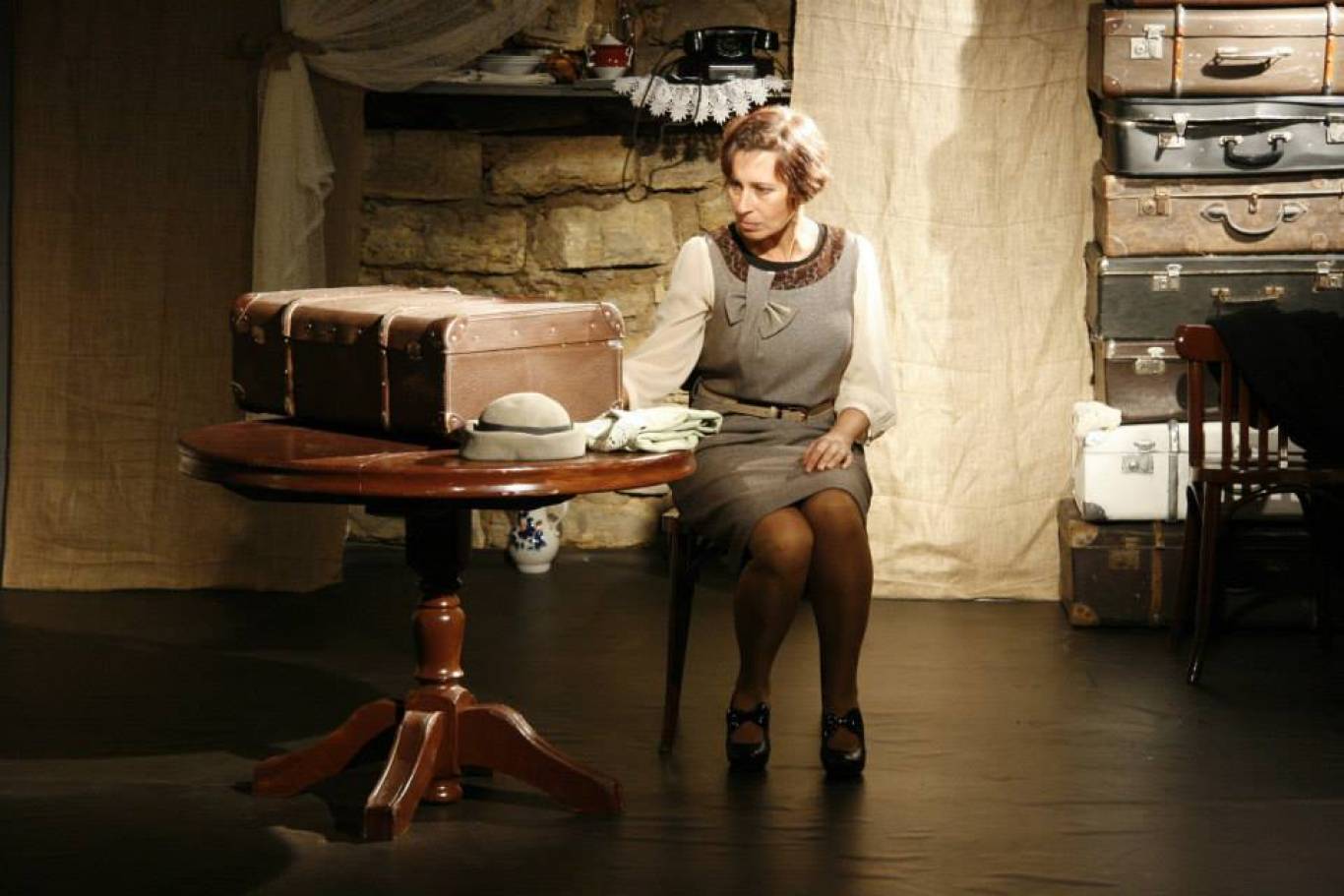 Спектакль «Если бы акулы стали людьми»