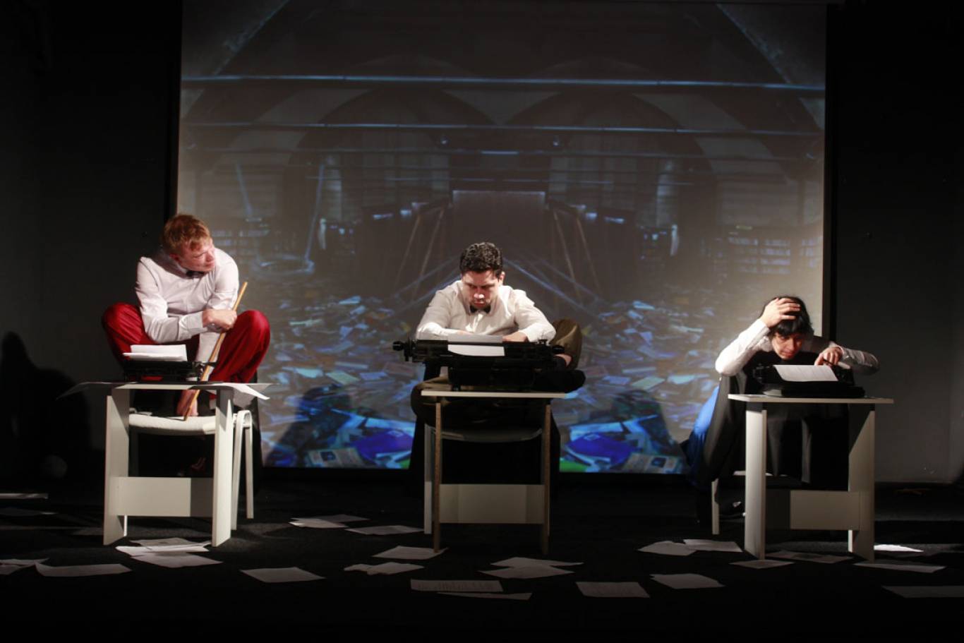 Спектакль «Странный спектакль»