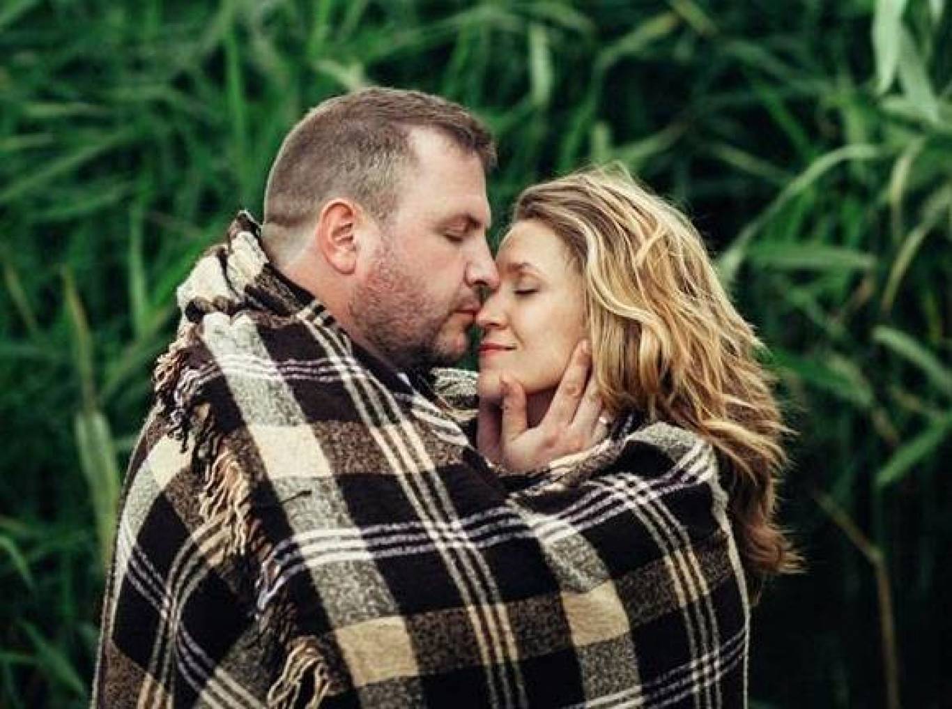 Чорний квадрат. Страшенно хочеться поцілувати