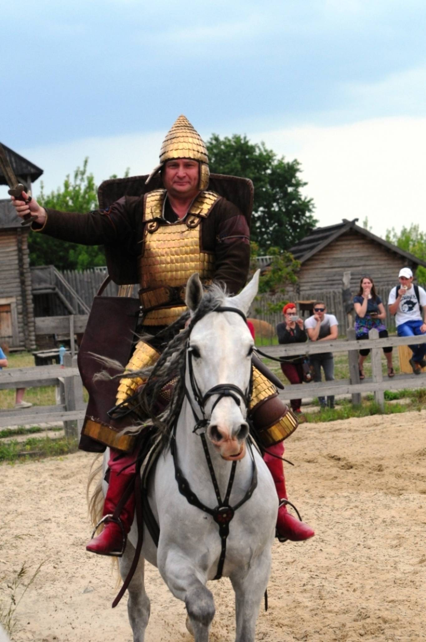 День Конституції у Парку Київська Русь