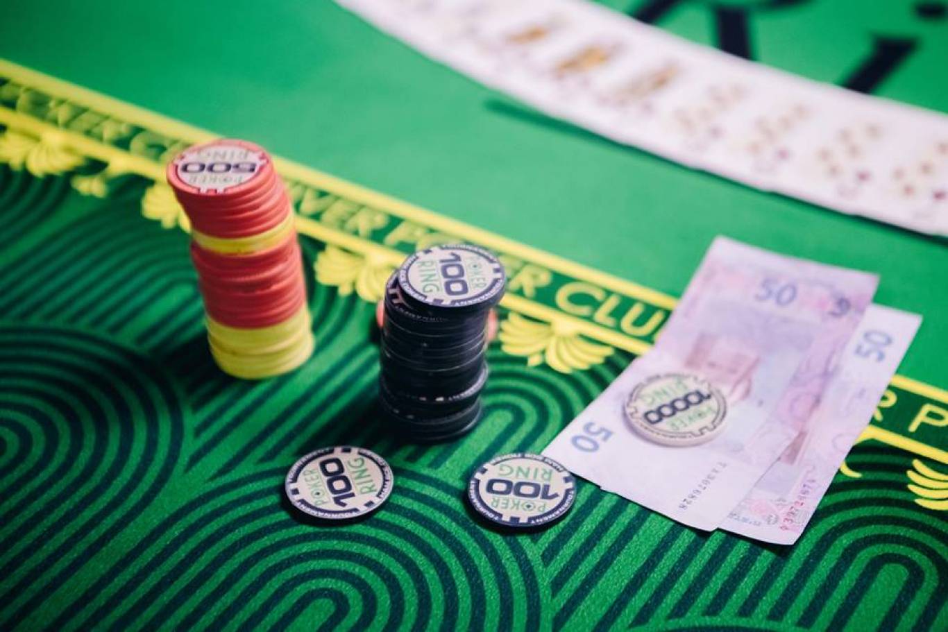 Відпочинок у клубі спортивного покеру - Full House Vinnytsia. Розклад турнірів