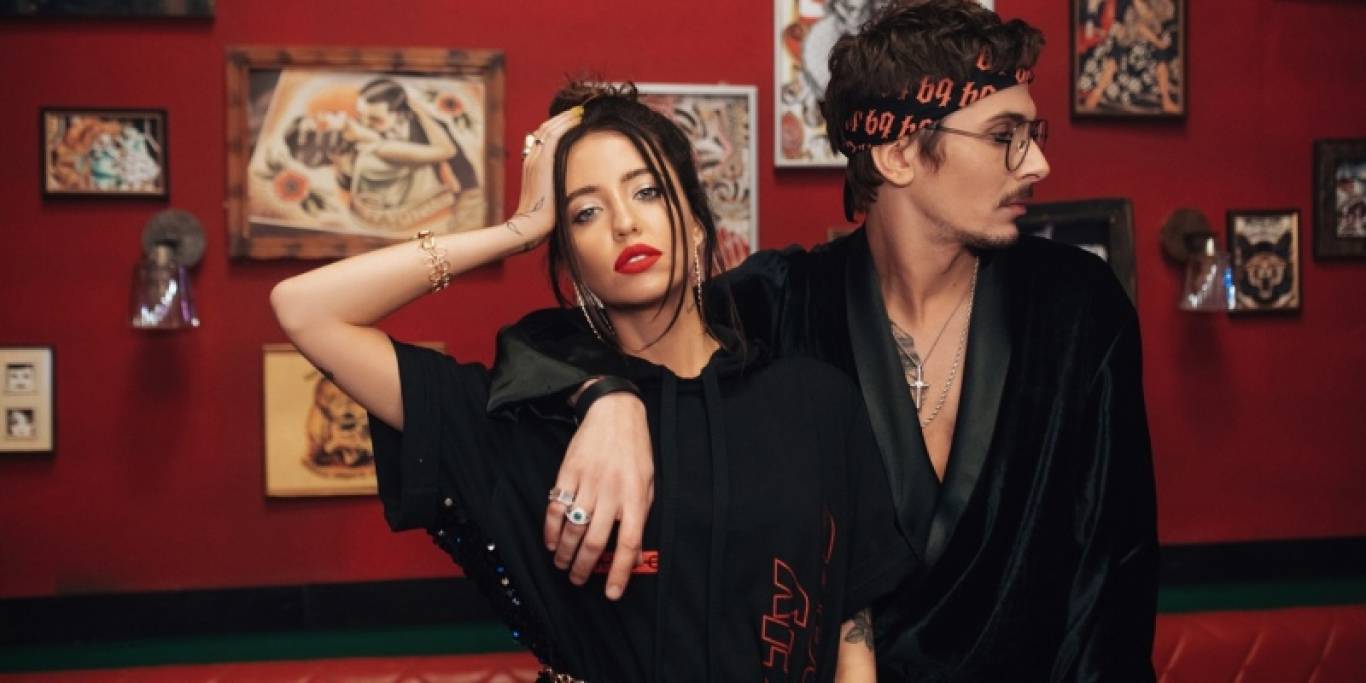 Время и Стекло у Хмельницькому