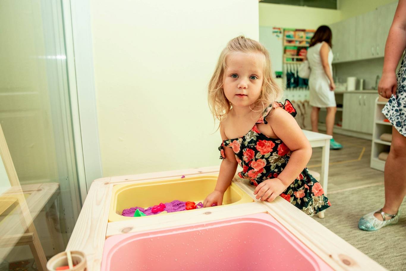 Жираф Монтессорі Скул