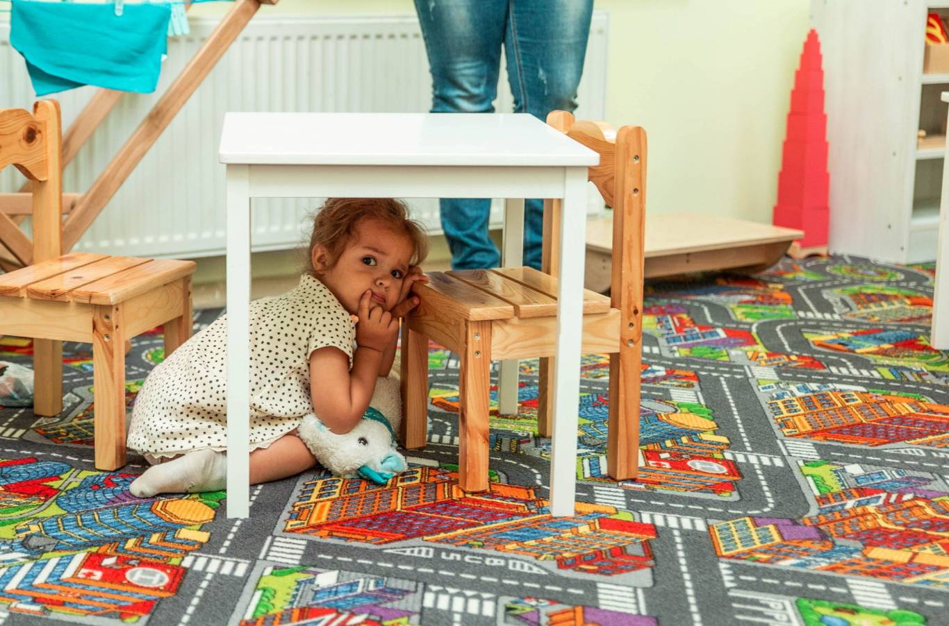 Жираф Монтессорі Скул