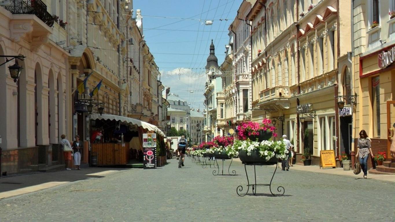 Тур «Чернівці—Хотин—Кам'янець-Подільський—Бакота»