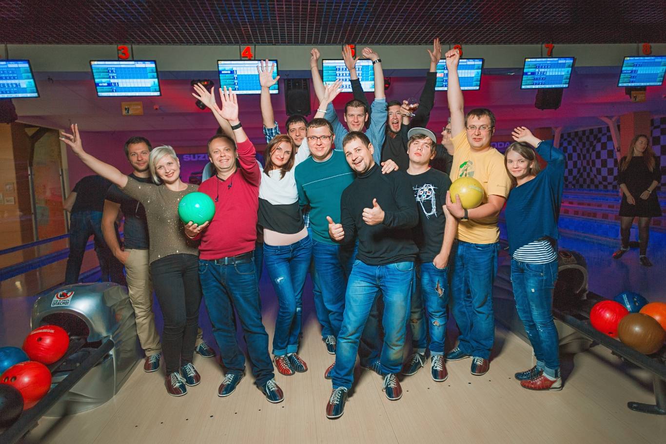 Взрослые корпоративы в Papashon Сити Центр