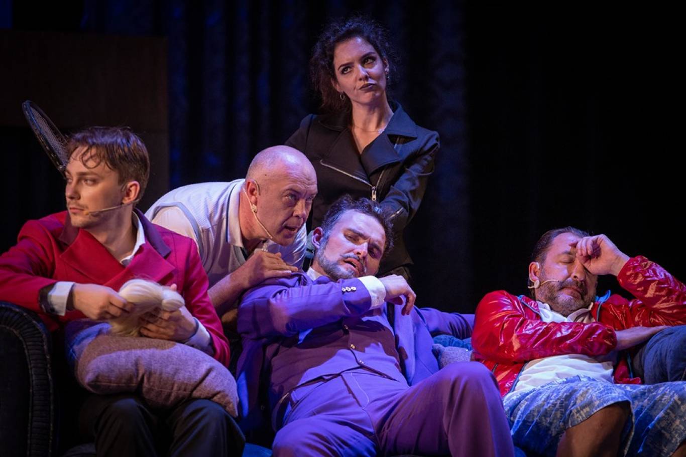 Комедия положений «Уполномочена заявить»