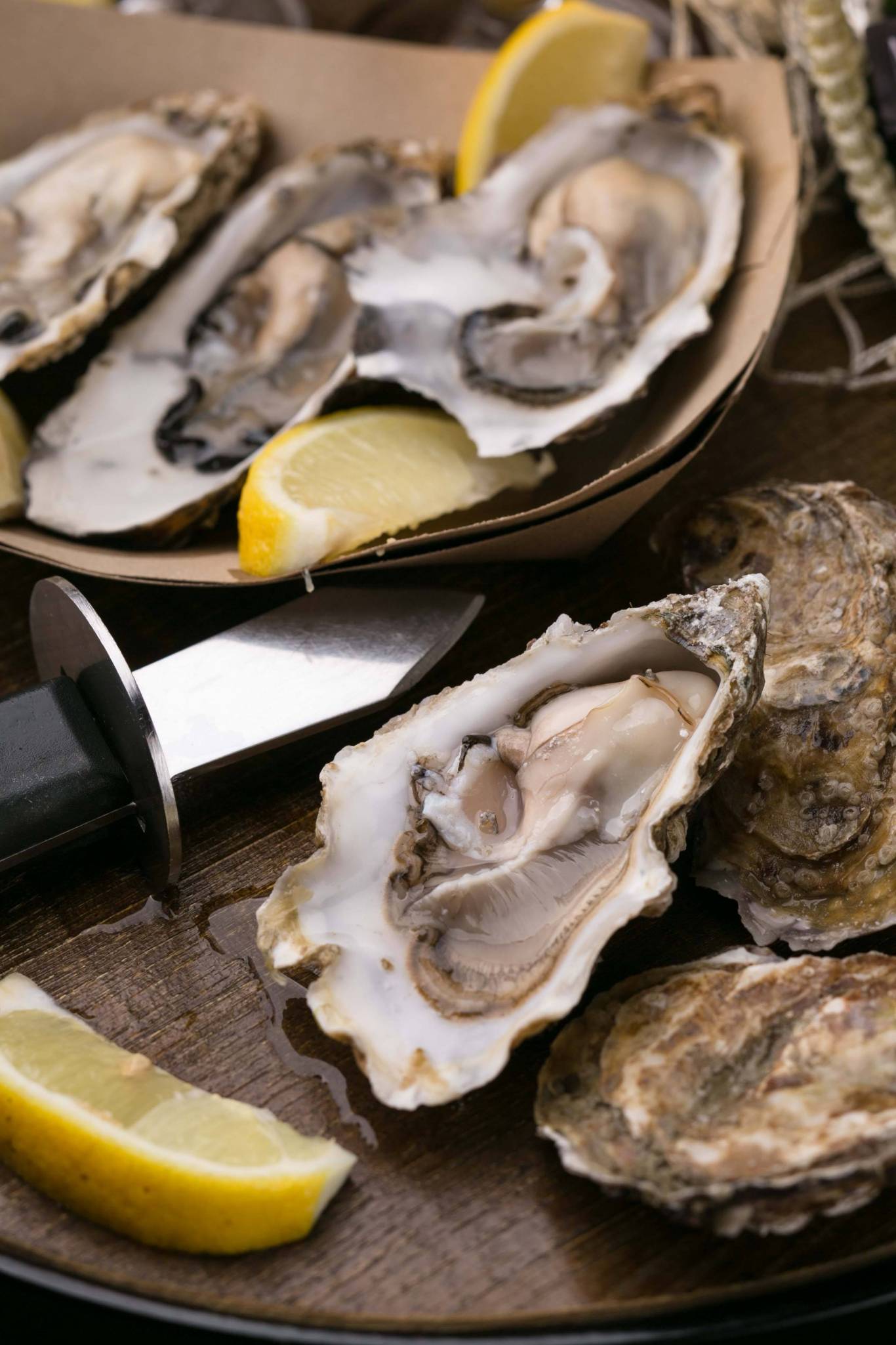 Відкривається «Білий Налив»: устриці, хот-доги і сидр по 29 гривень