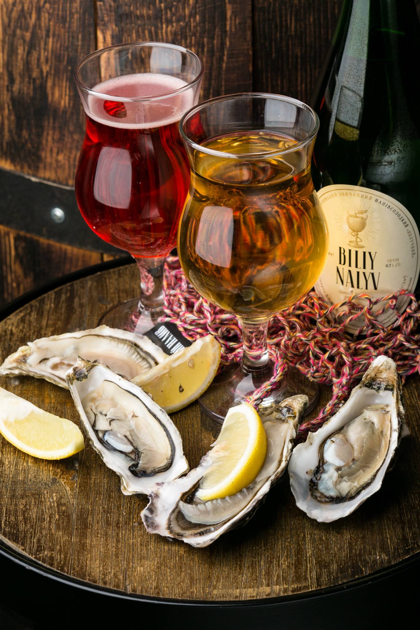 Відкривається «Білий Налив»: устриці, хот-доги і сидр по 29 гривень