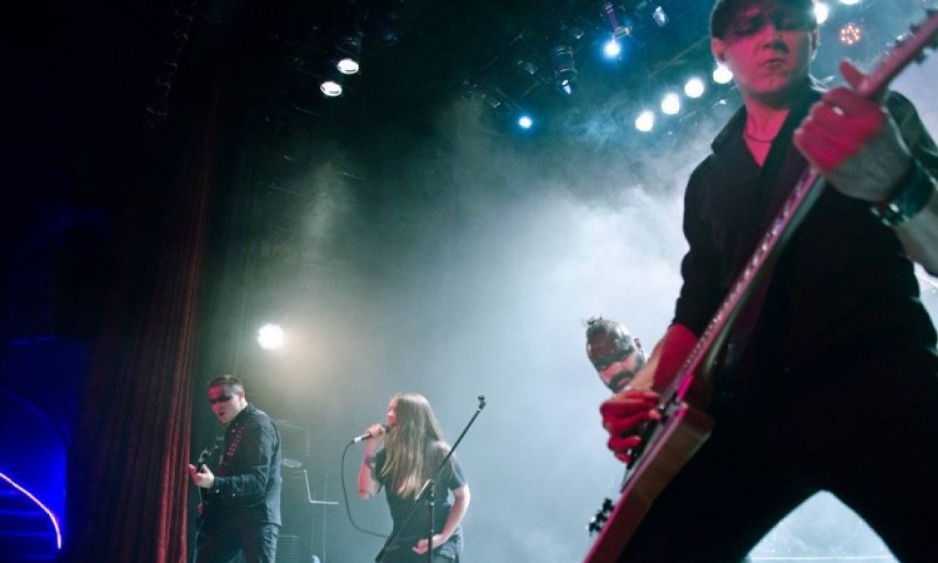 Концерт Esquizet & Chasing Embers