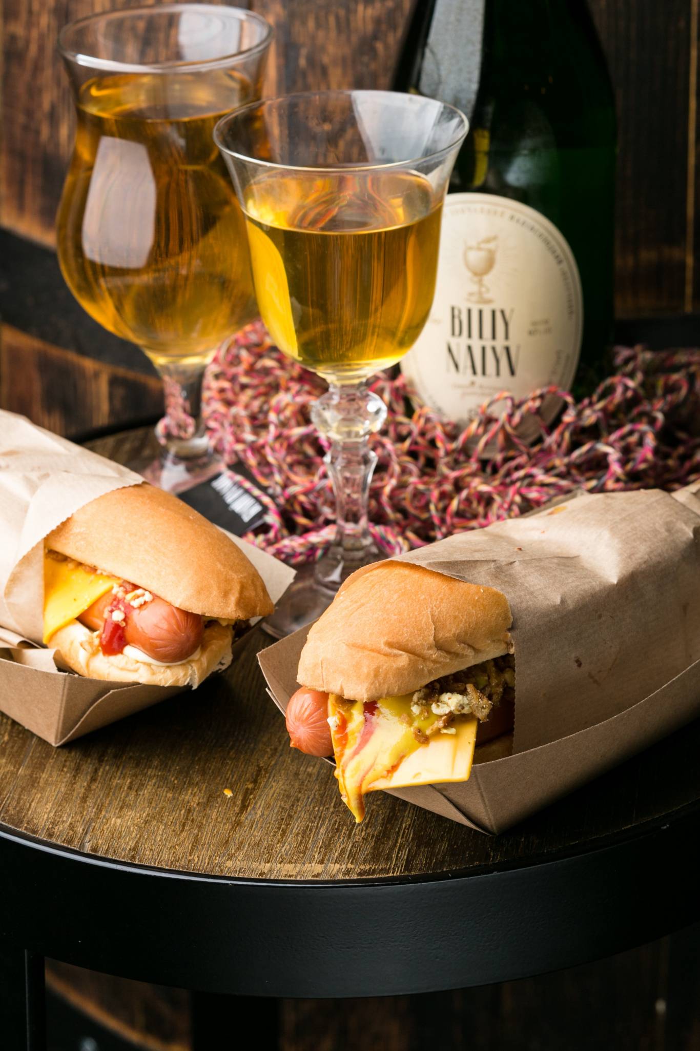 Відкривається «Білий Налив»: устриці, хот-доги і сидр по 29 гривень