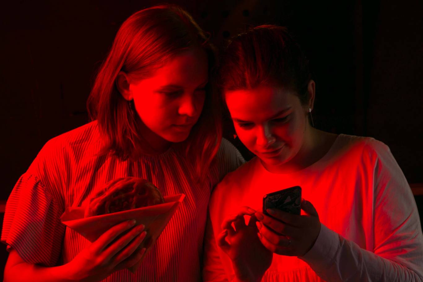 Відкривається «Білий Налив»: устриці, хот-доги і сидр по 29 гривень