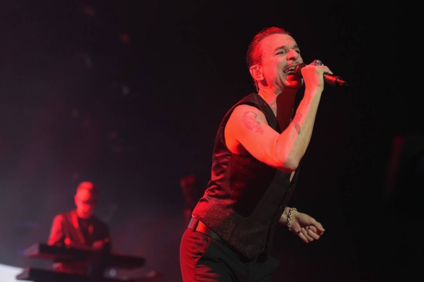 Фильм-концерт Depeche Mode: Spirits In The Forest