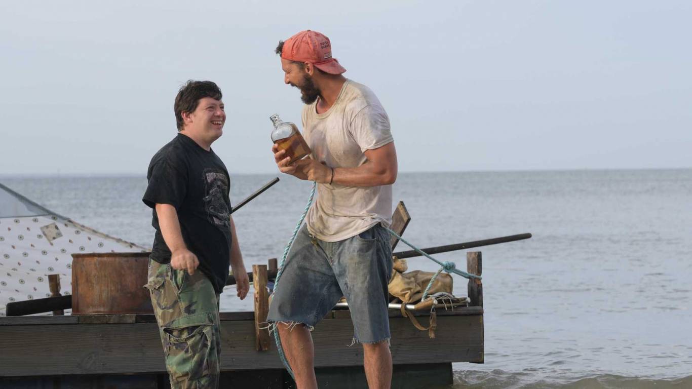 Приключенческая комедия/драма Арахисовый сокол