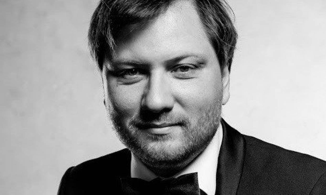 Владимир Маяковский и магический саксофон