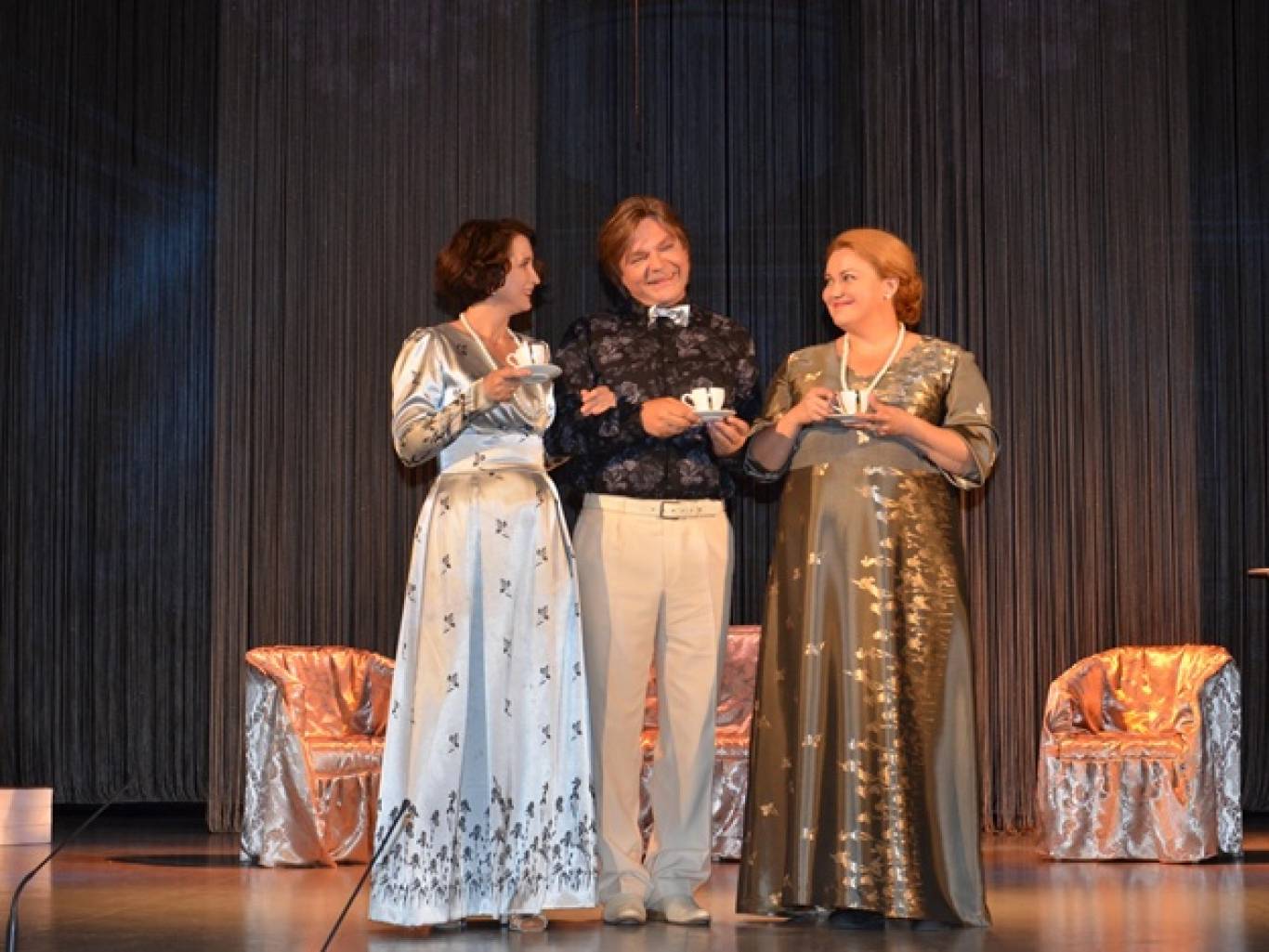 Спектакль «В этом доме всё возможно»