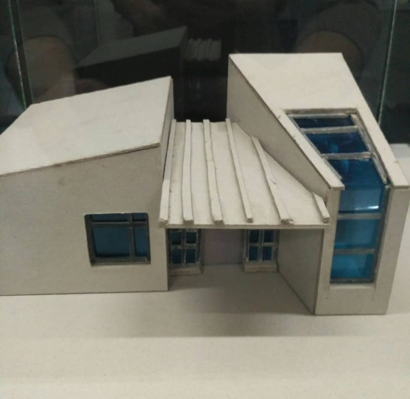 Future Pablic WC - Виставка