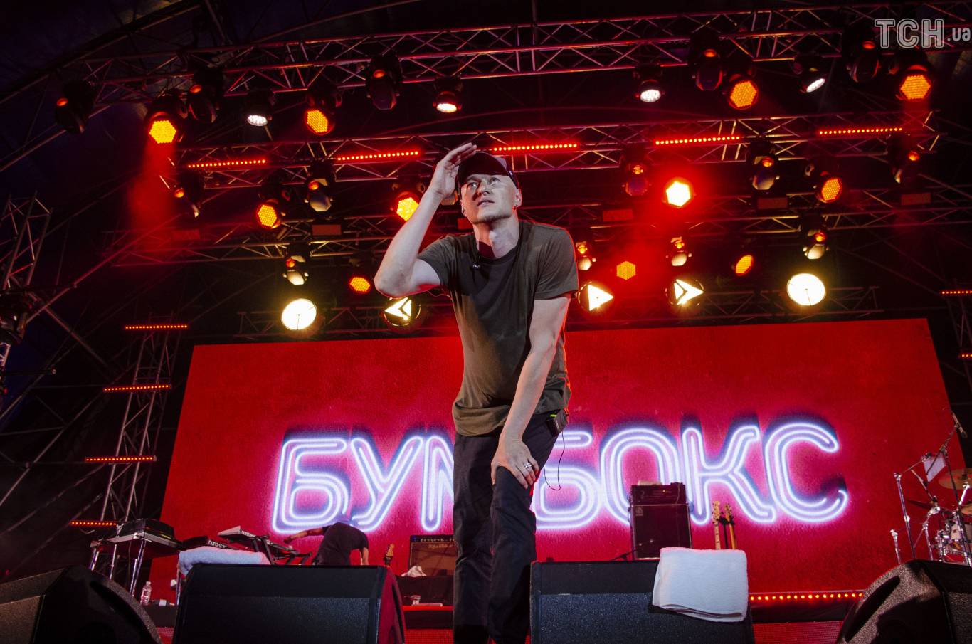 Бумбокс у Хмельницькому. Концерт перенесли
