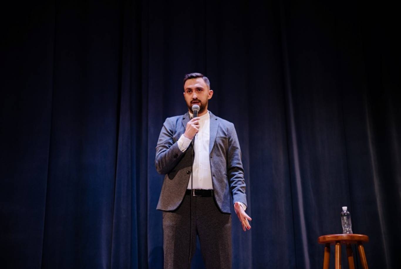 Стендап-концерт Макс Вышинский «Я слежу за вами»