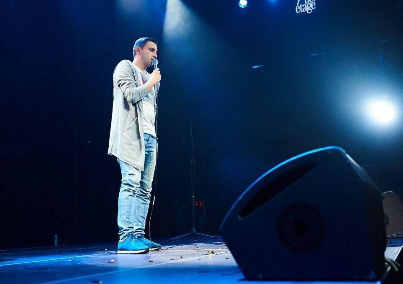 Стендап-концерт Макс Вышинский «Я слежу за вами»