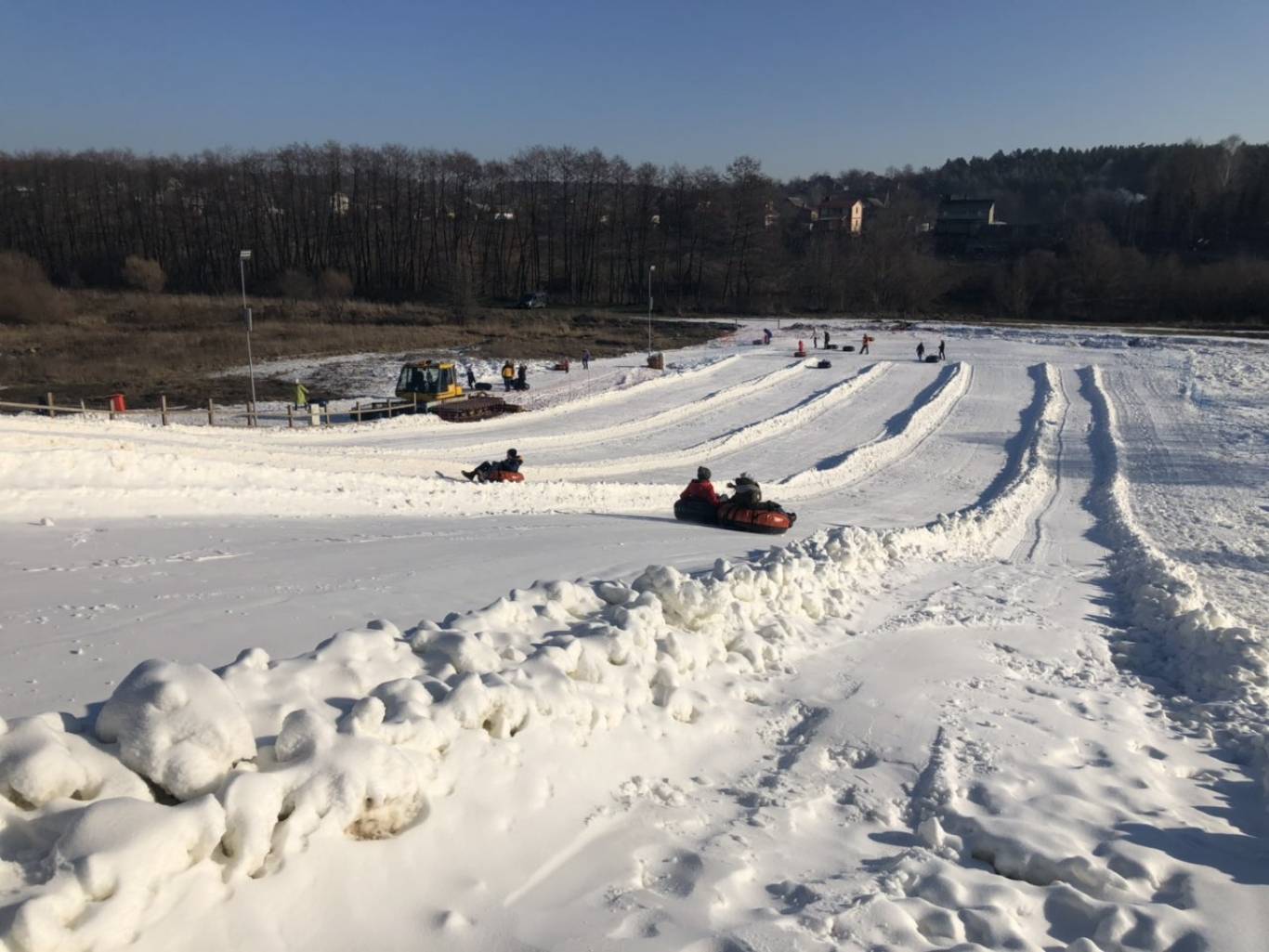 Відпочинок у тюбінговому парку Vinny Land