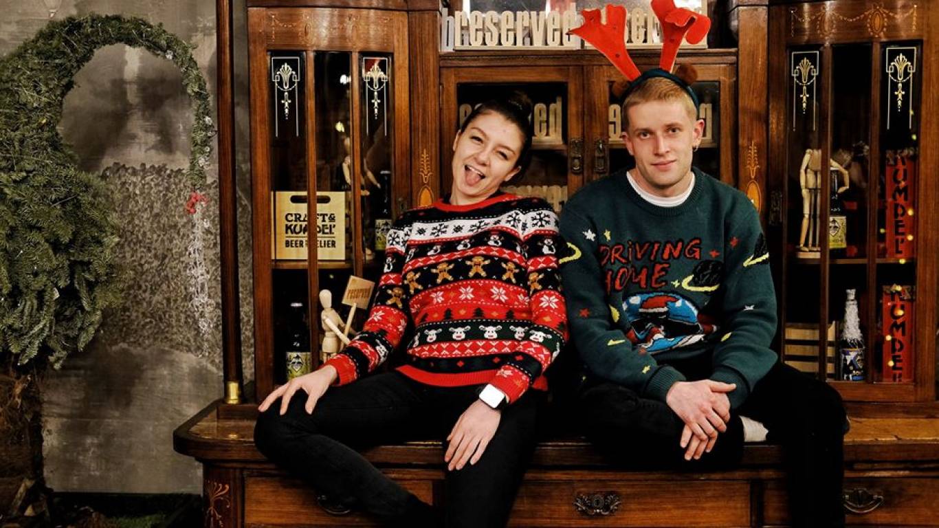 Ugly Sweaters party- Вечірка чудернацьких різдвяних светриків