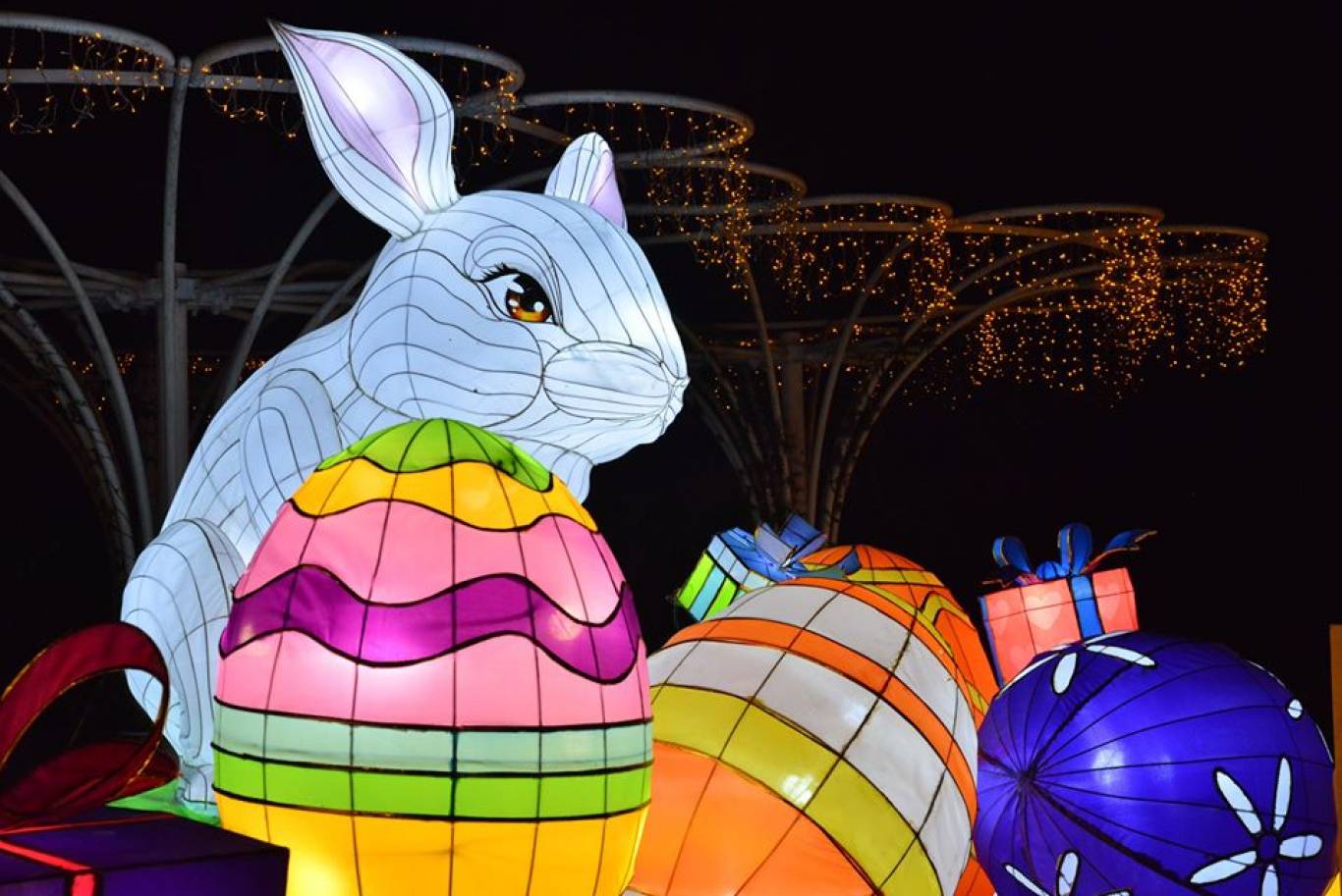 Фестиваль гигантских китайских фонарей