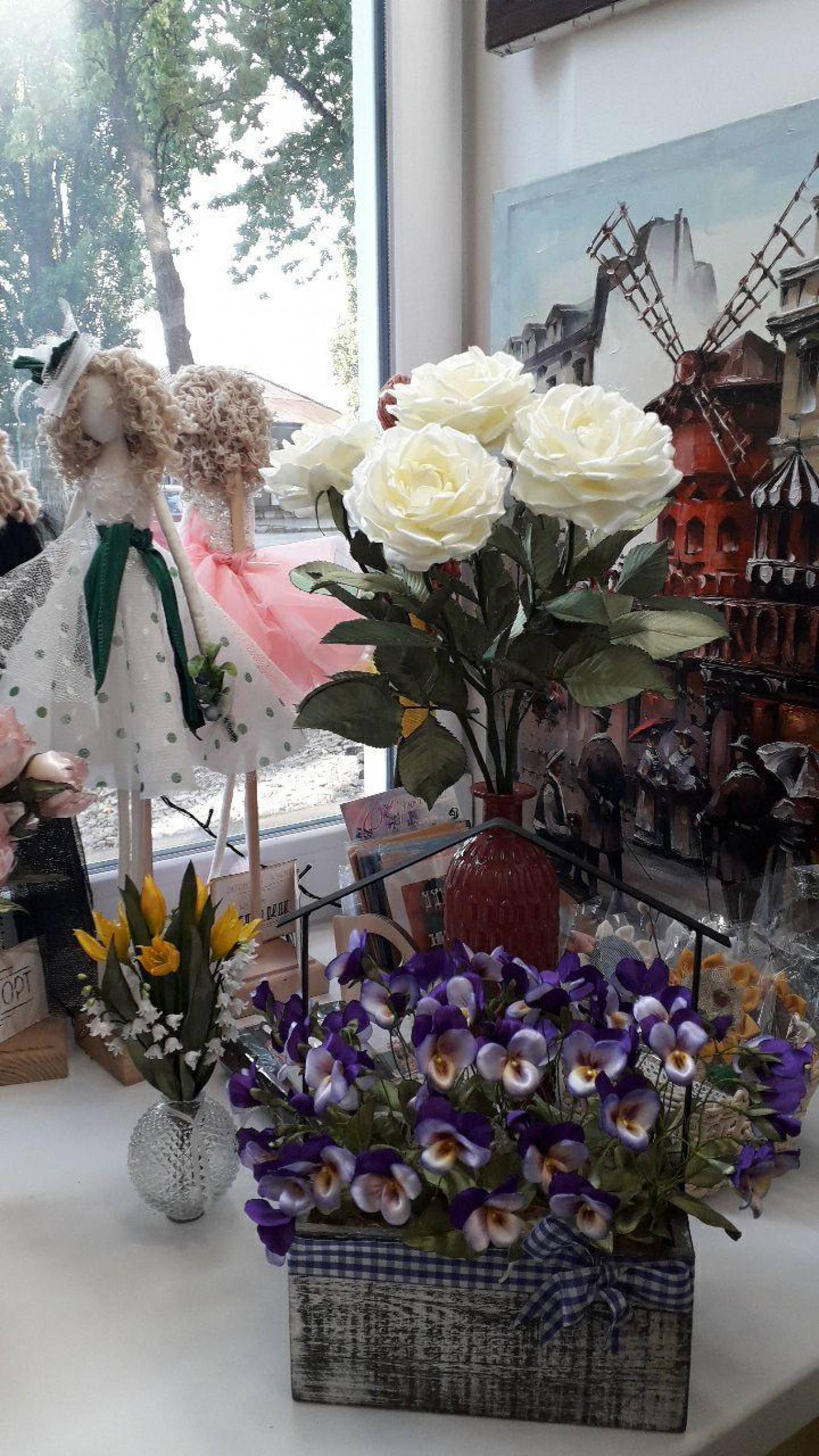 Коллективная выставка в галерее Глобус