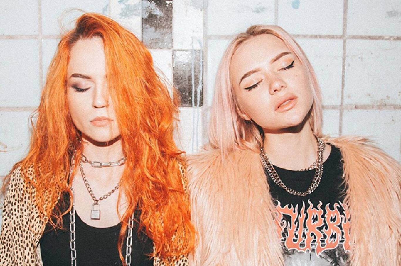 Группа кис-кис. Кис кис группа обои. Группа кис-кис. Кис кис ламповый альбом. Вокалистка группы кис кис.