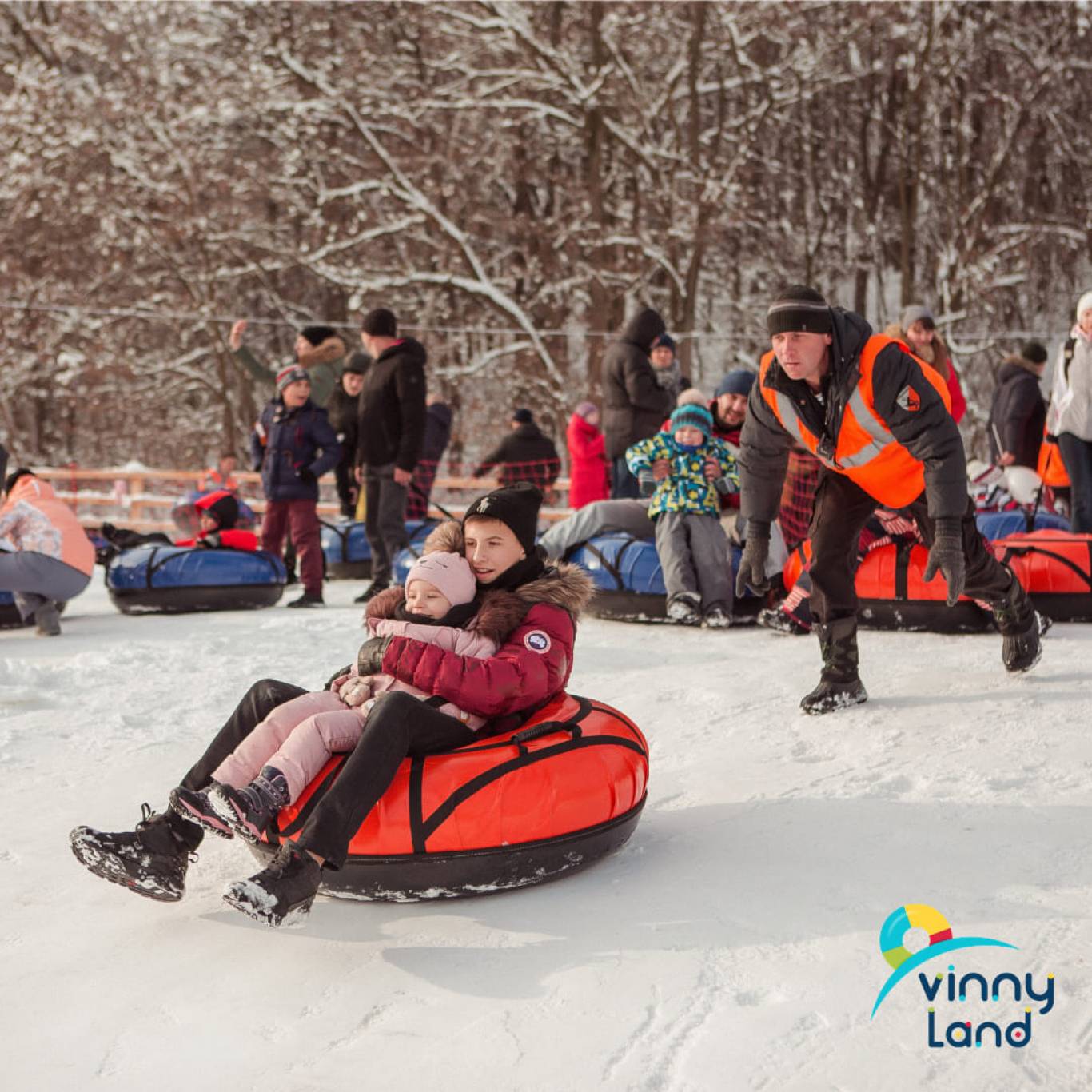 Відпочинок у тюбінговому парку Vinny Land