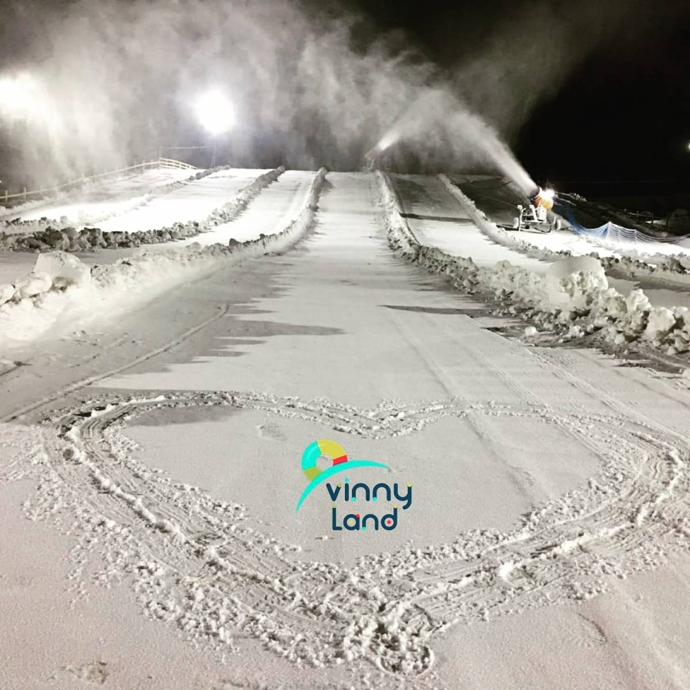 Відпочинок у тюбінговому парку Vinny Land