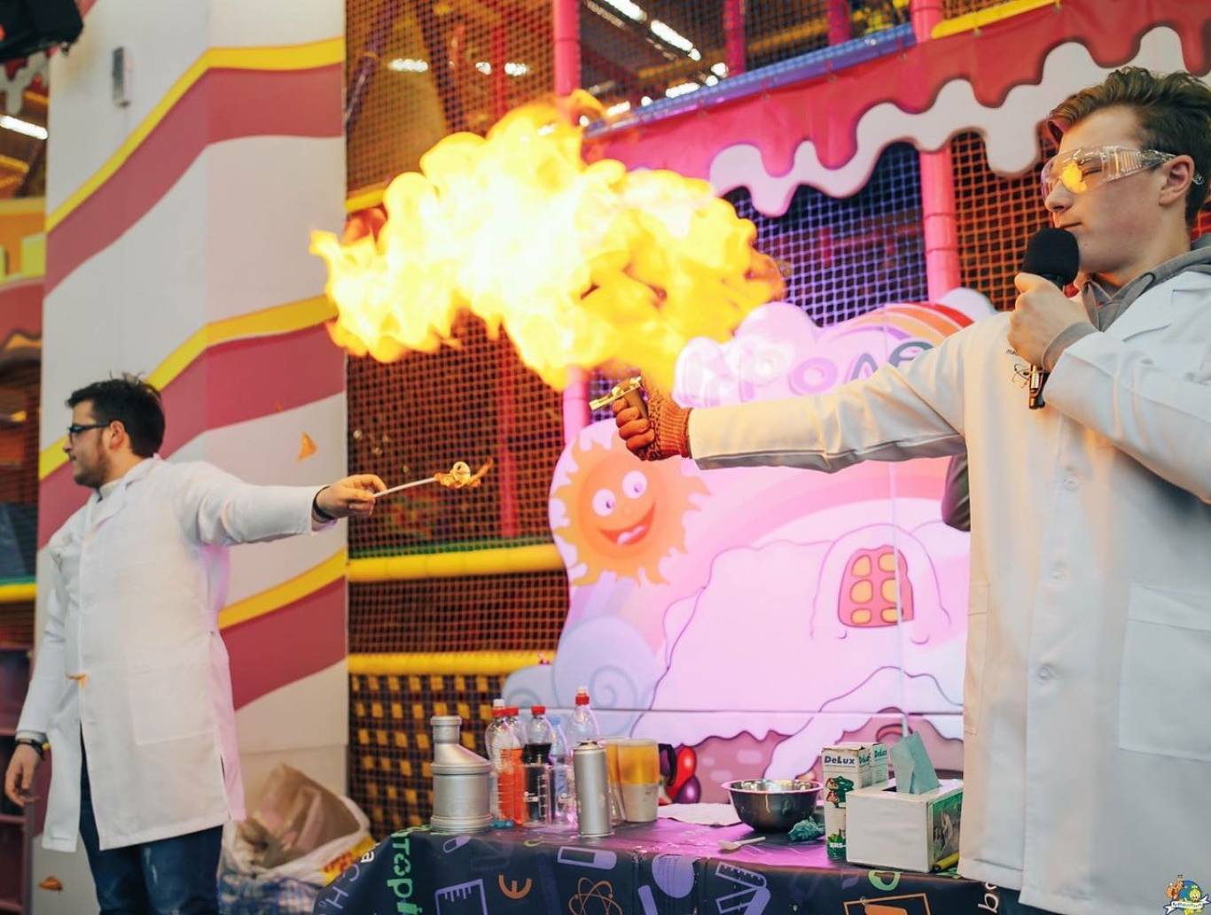 Захоплююче наукове шоу від Шаленої лабораторії