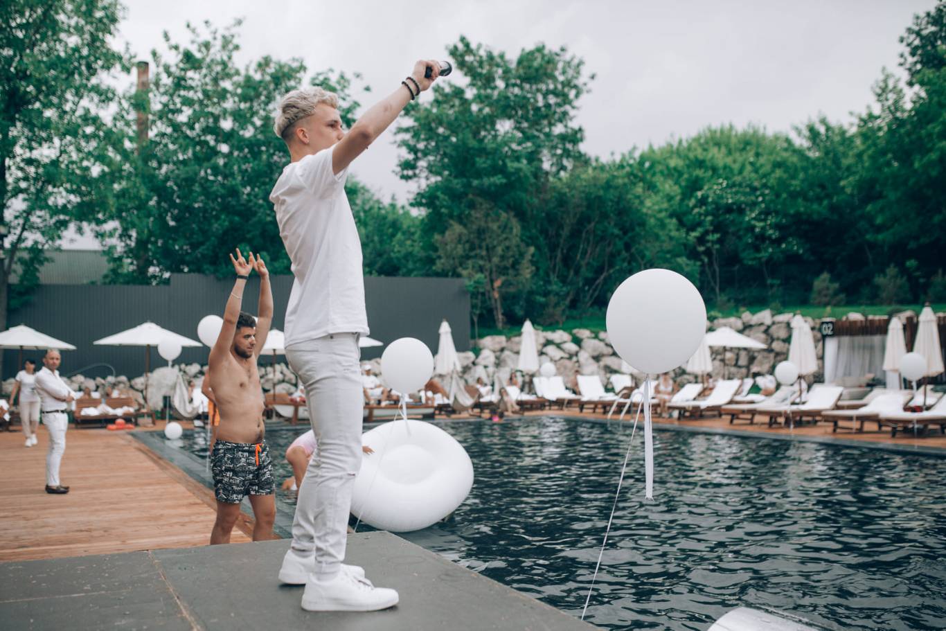 Відпочинок у новому закладі «Пляж»