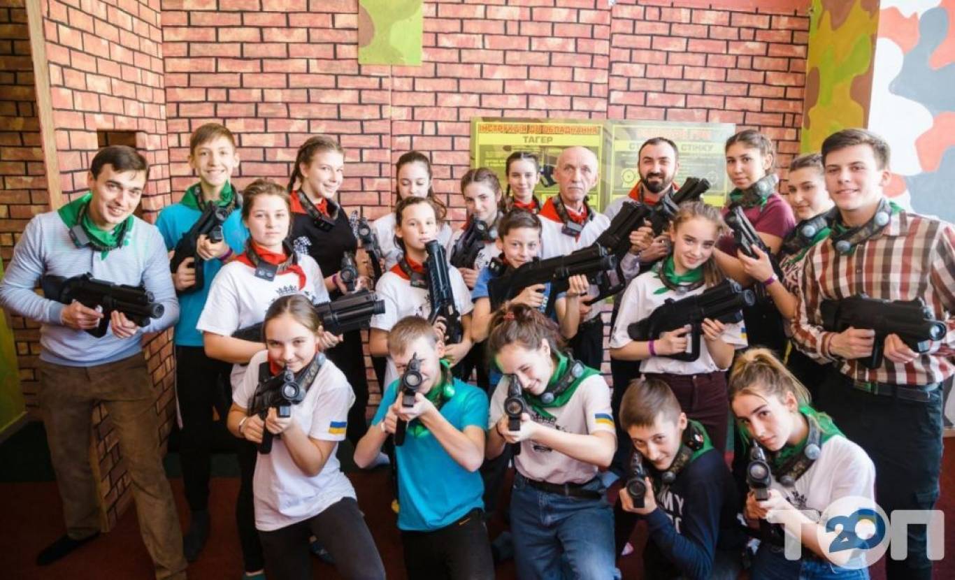 «День без батьків» в CRAZY LAND або з ким залишити дитину