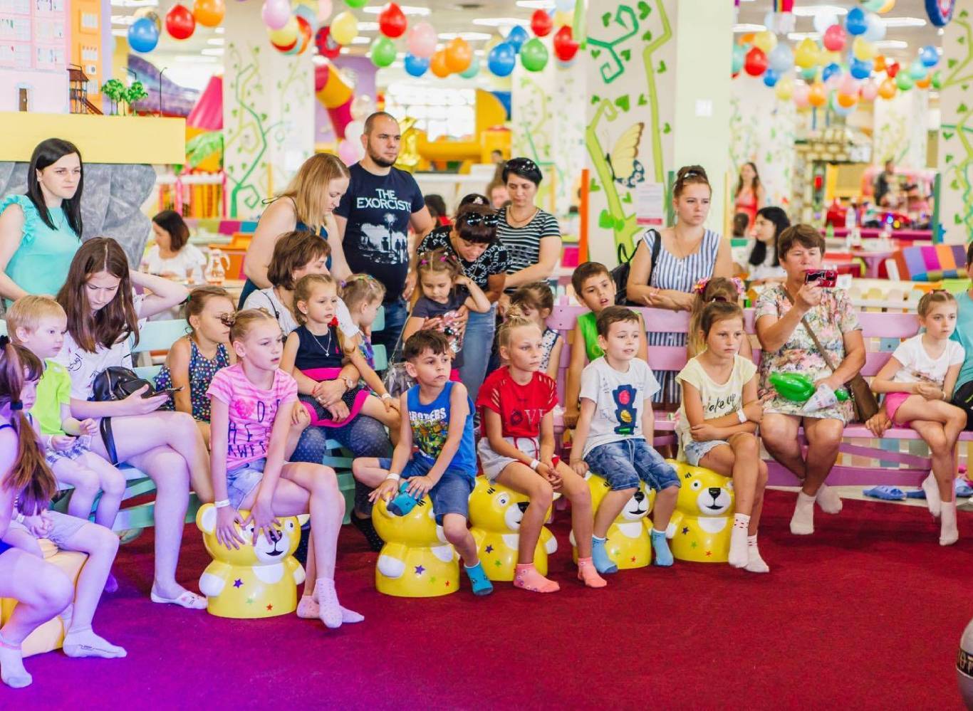 «День без батьків» в CRAZY LAND або з ким залишити дитину