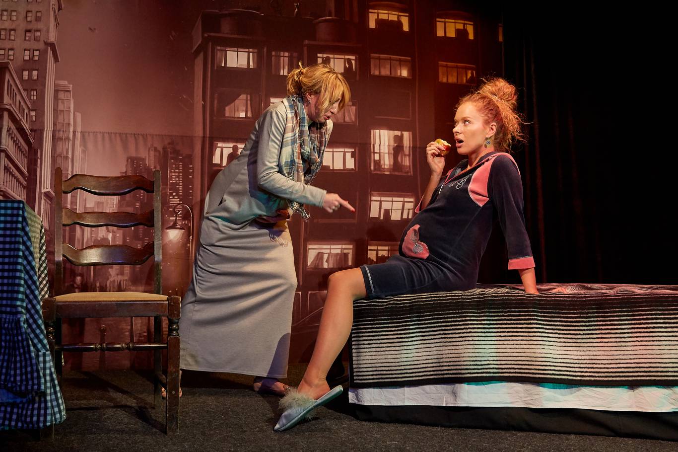 Черный Квадрат. Дві смужки або подвійна суцільна любові