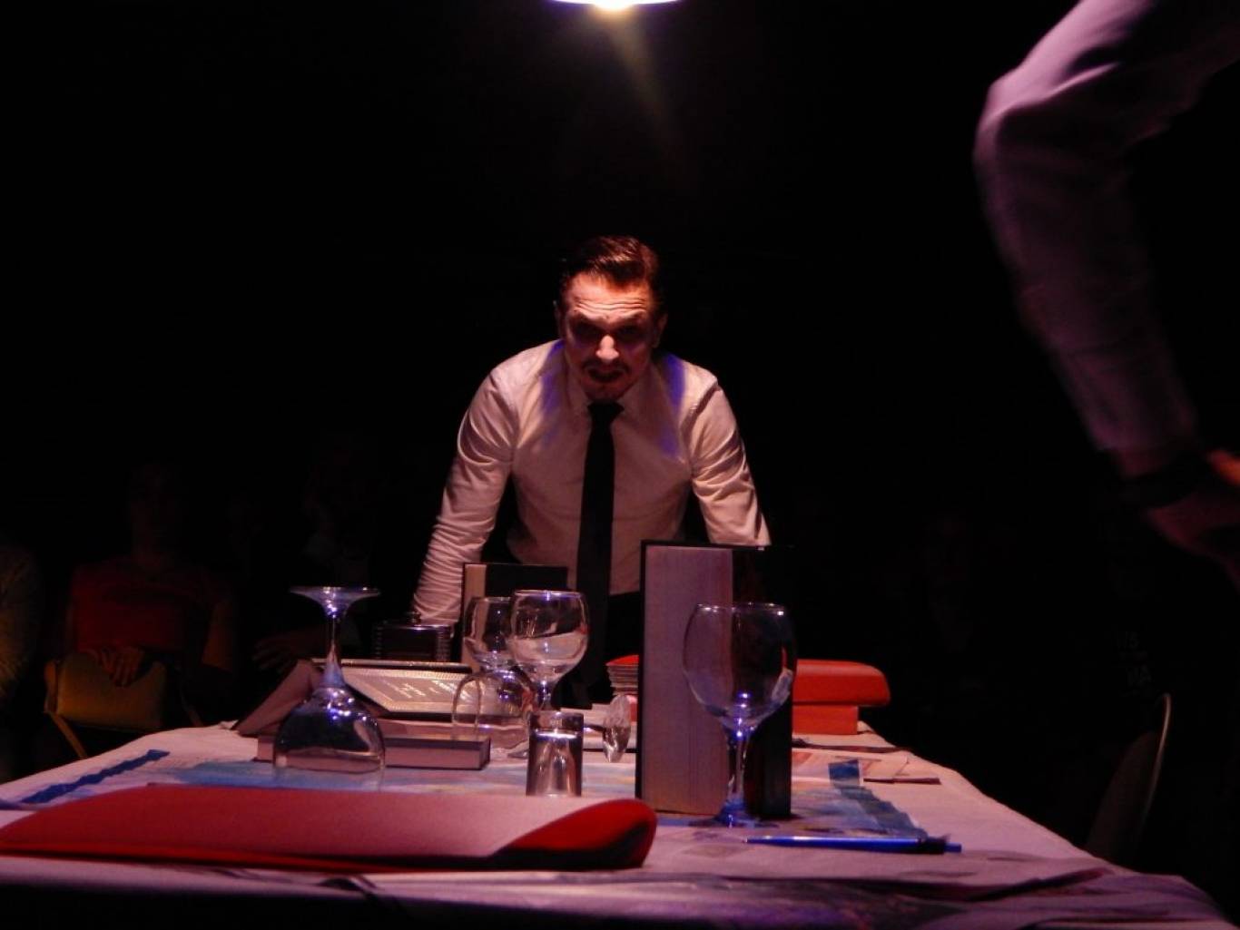 Сьогодні вечері не буде