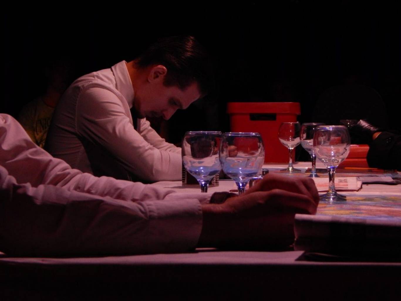 Сьогодні вечері не буде