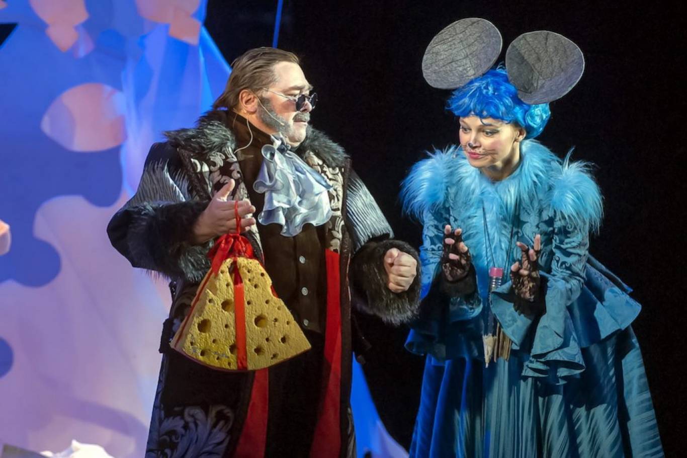 Дюймовочка