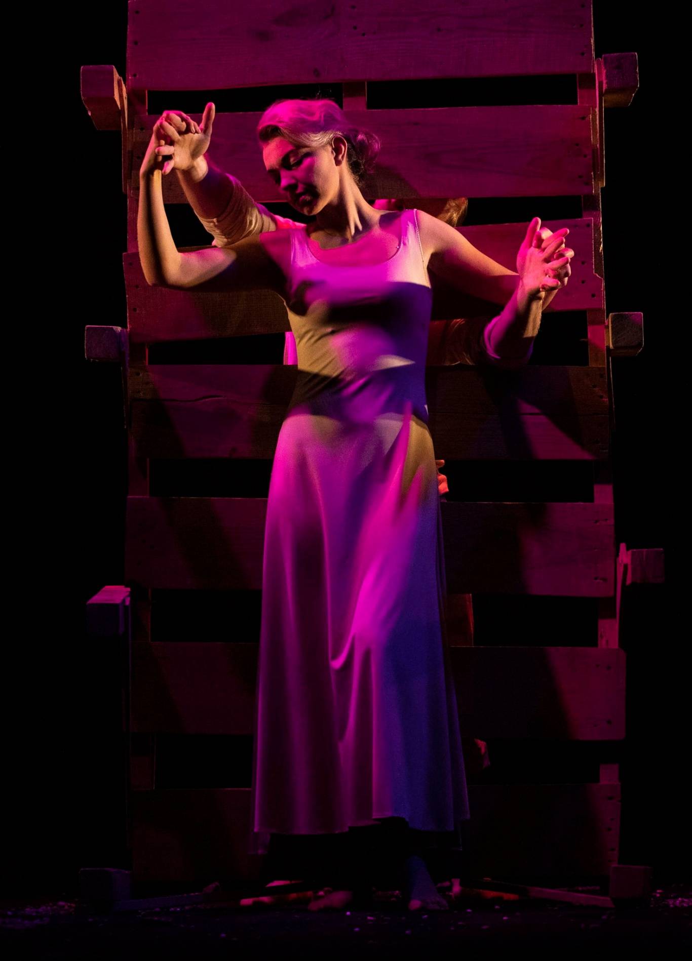 «Коханці». Вистава для дорослих до Дня закоханих