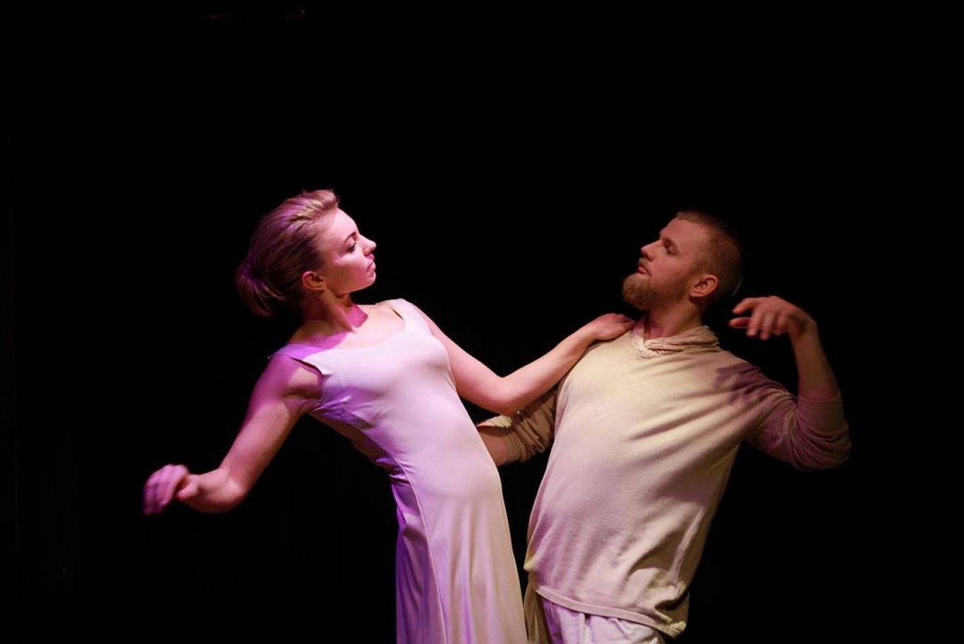 «Коханці». Вистава для дорослих до Дня закоханих