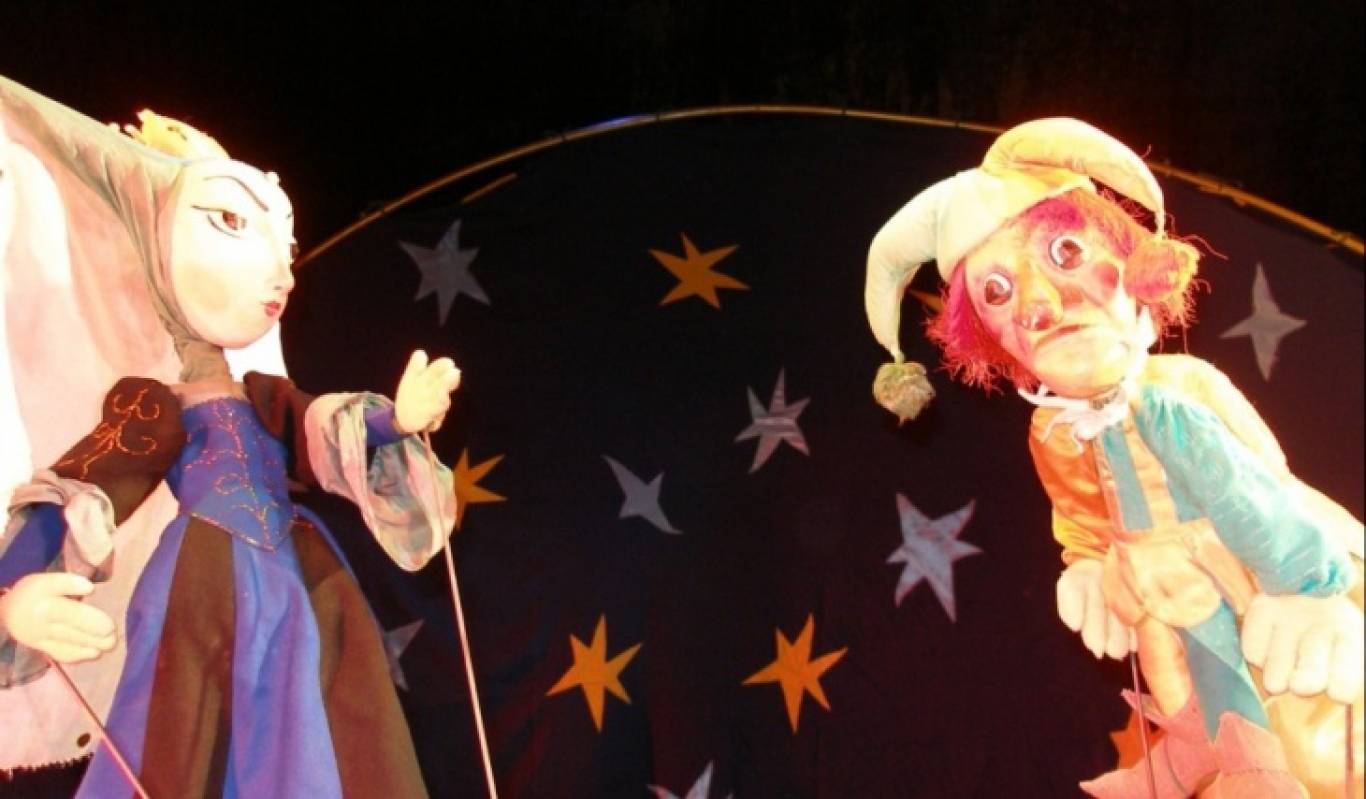 Лялькова вистава "Гноми доброї Білосніжки"