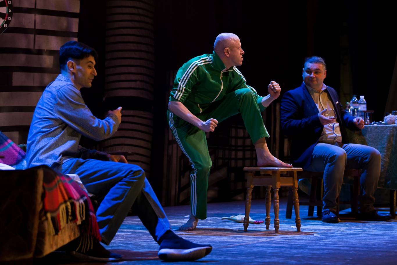 Чорний квадрат. А-ля кобеля! Або все що рухається...