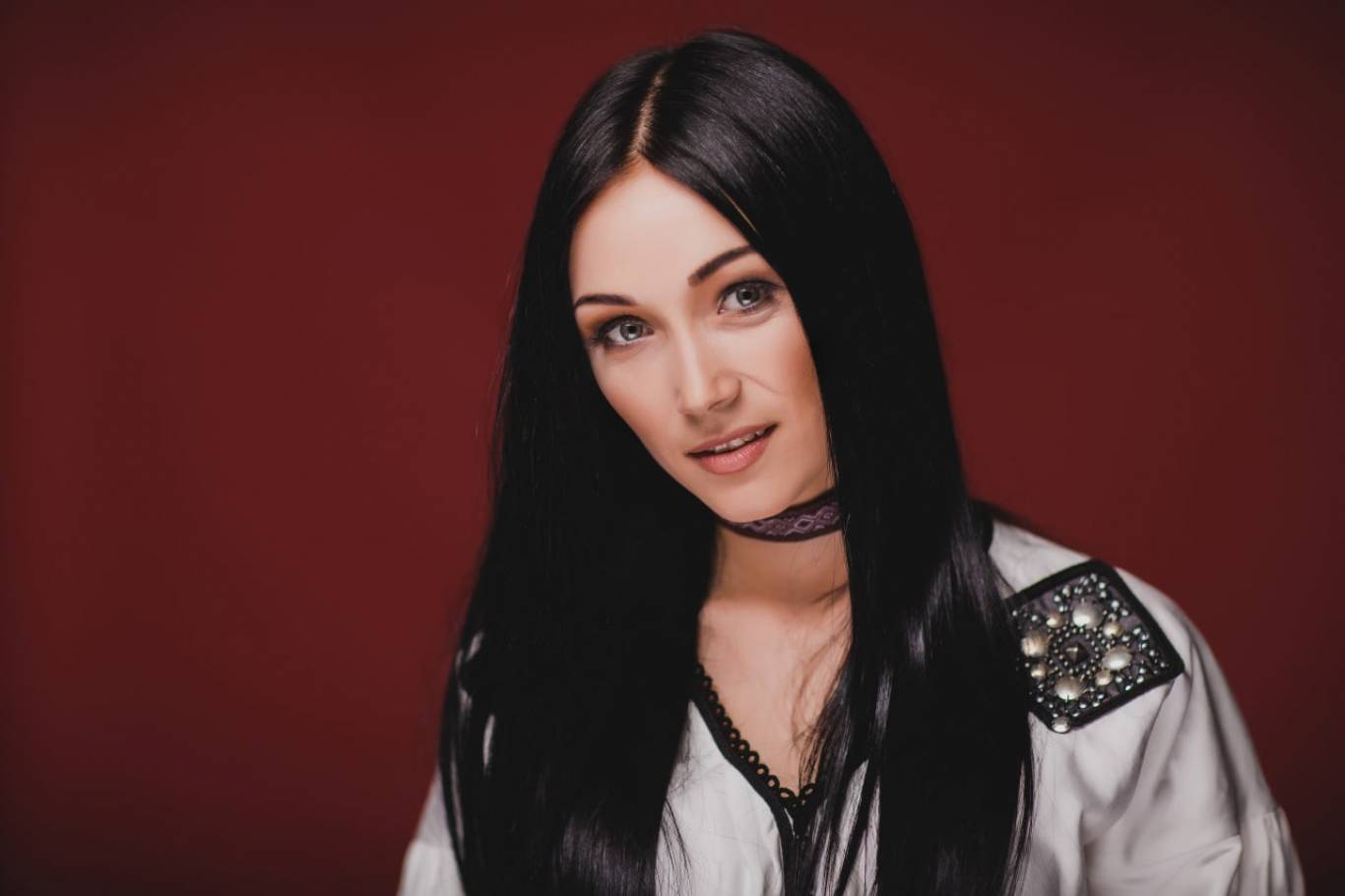 Іванка Червінська  з програмою «Вишуканих українських пісень»