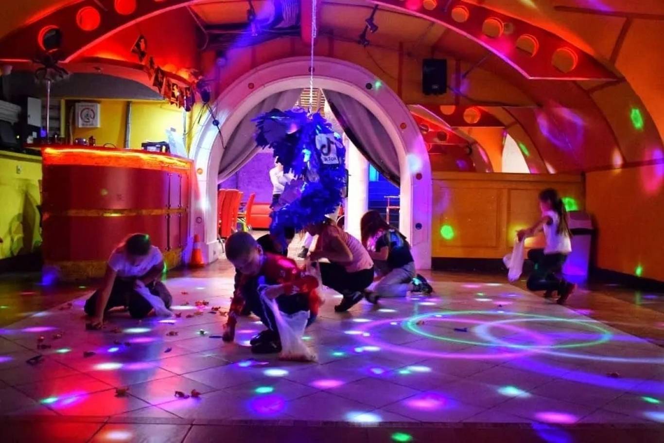 Яскраве дозвілля у мережі лазер-клубів "Хантер"