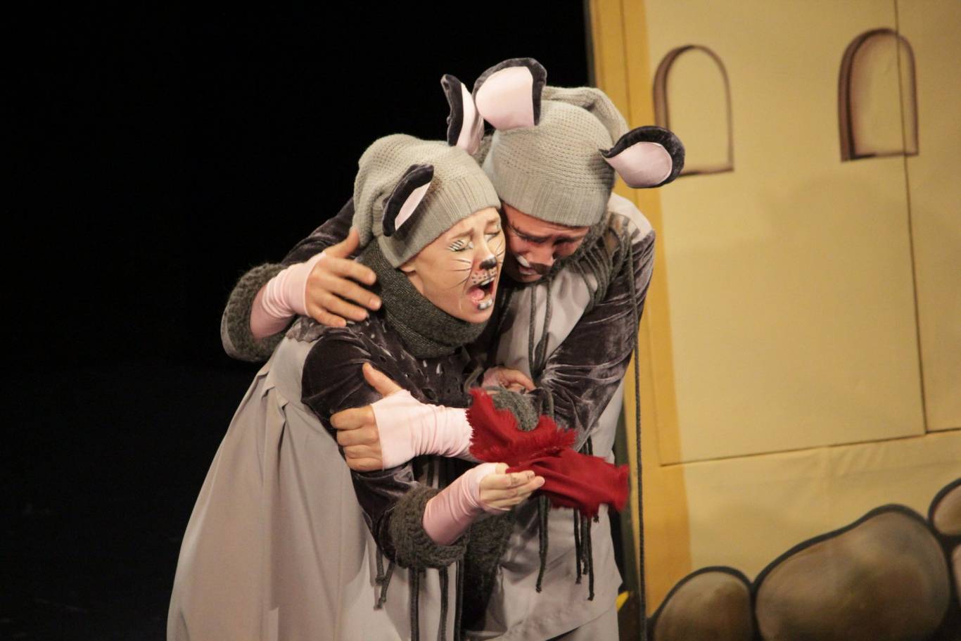 "Всі миші люблять сир". Музична казка