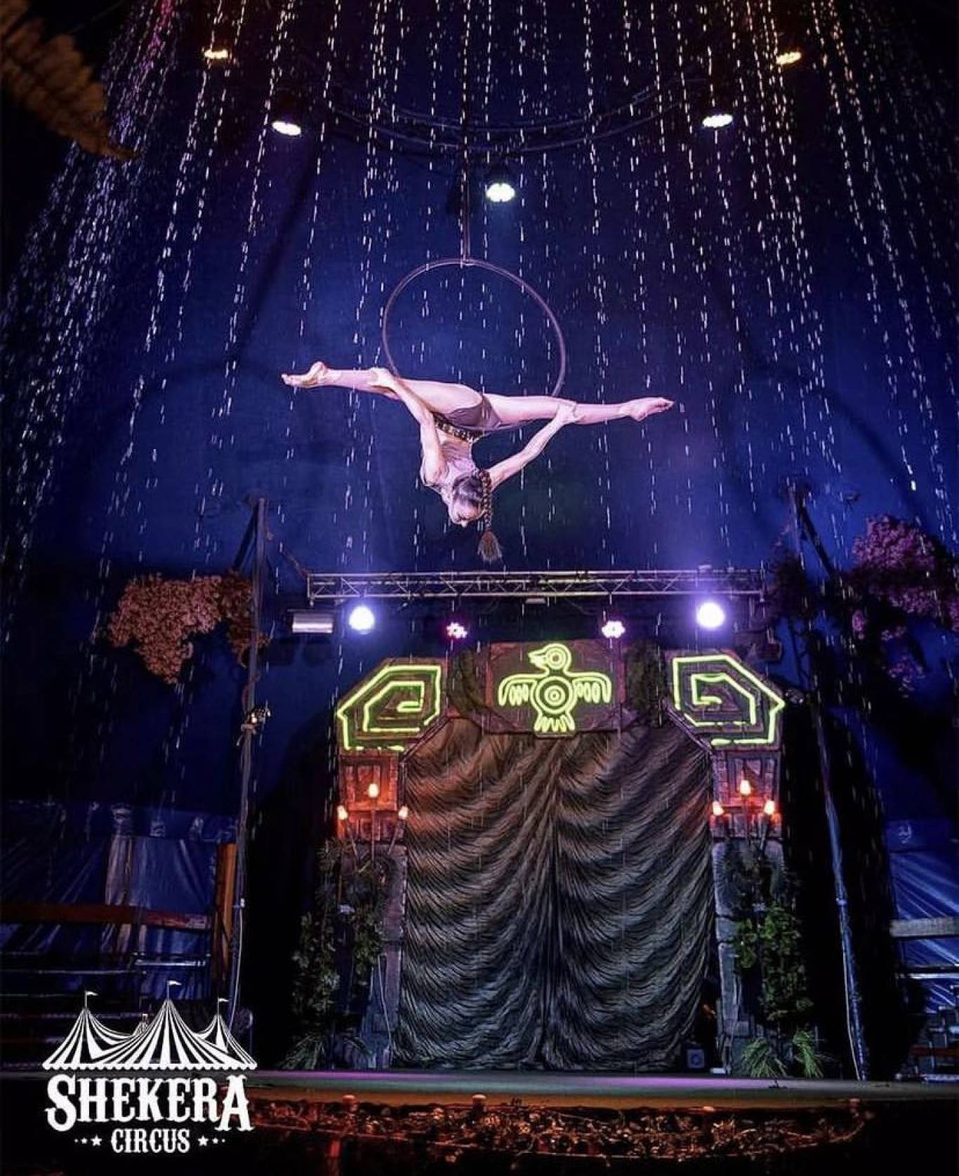 Цирк на воді  "Shekera" з грандіозною програмою Алазана у Житомирі