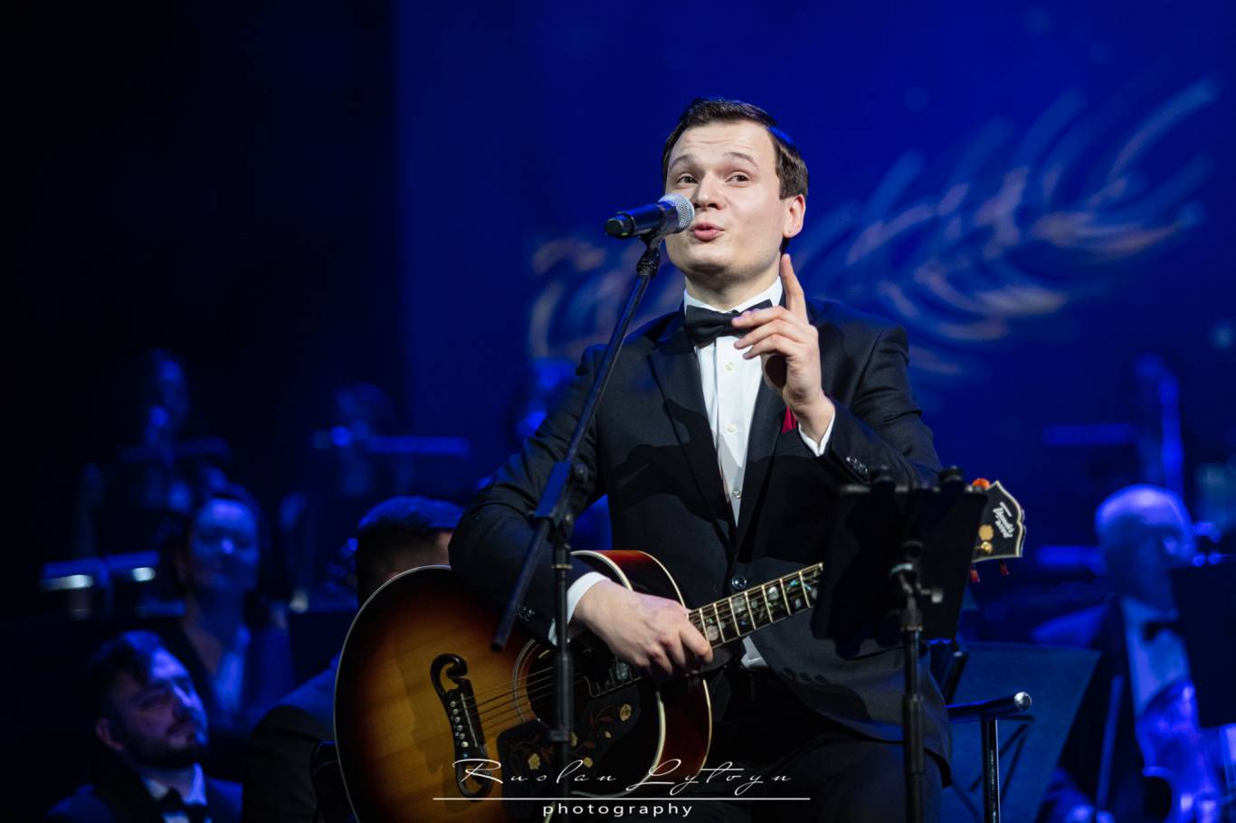 Різдвяний джаз при свічках