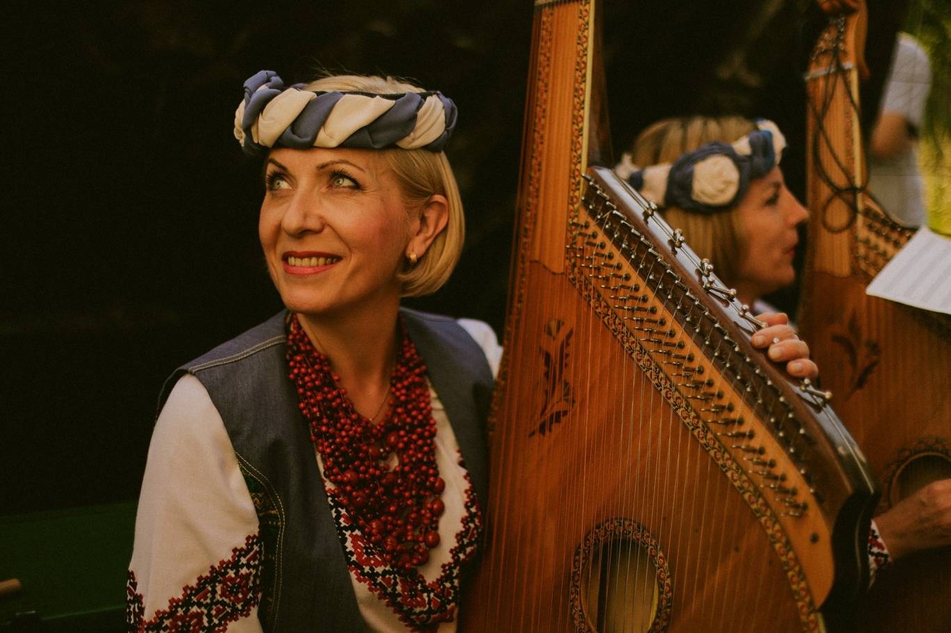 НАОНІ Оркестра . «Світові та українські  хіти»