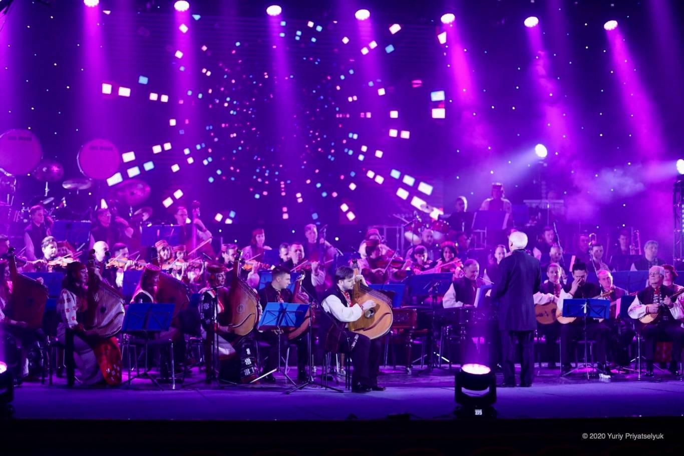 НАОНІ Оркестра . «Світові та українські  хіти»